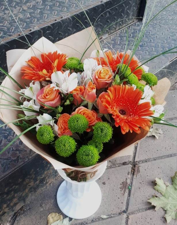Букет цветов из: Герберы, Хризантемы, Альстромерии и Розы в Новой Таволжанке