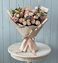 Букет цветов из:  Розы и Лизиантусы в Новой Таволжанке