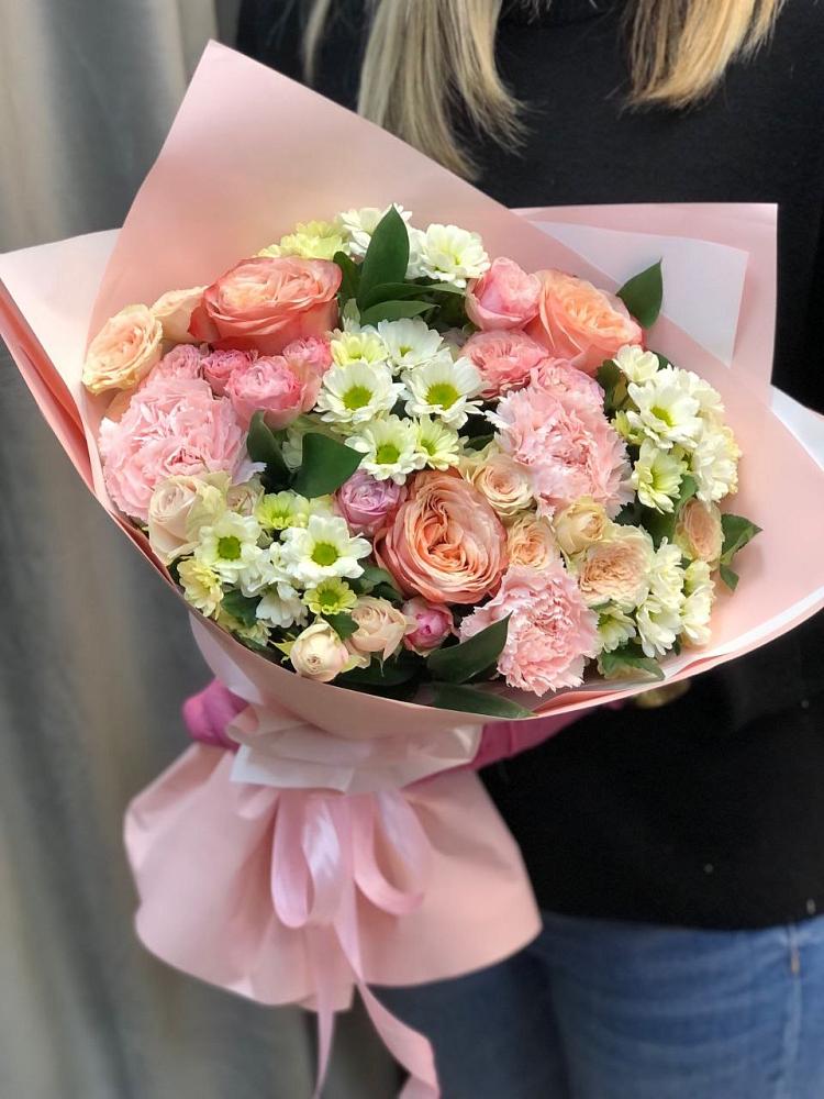 Букет цветов из: Гвоздики, Розы и Хризантемы в Новой Таволжанке