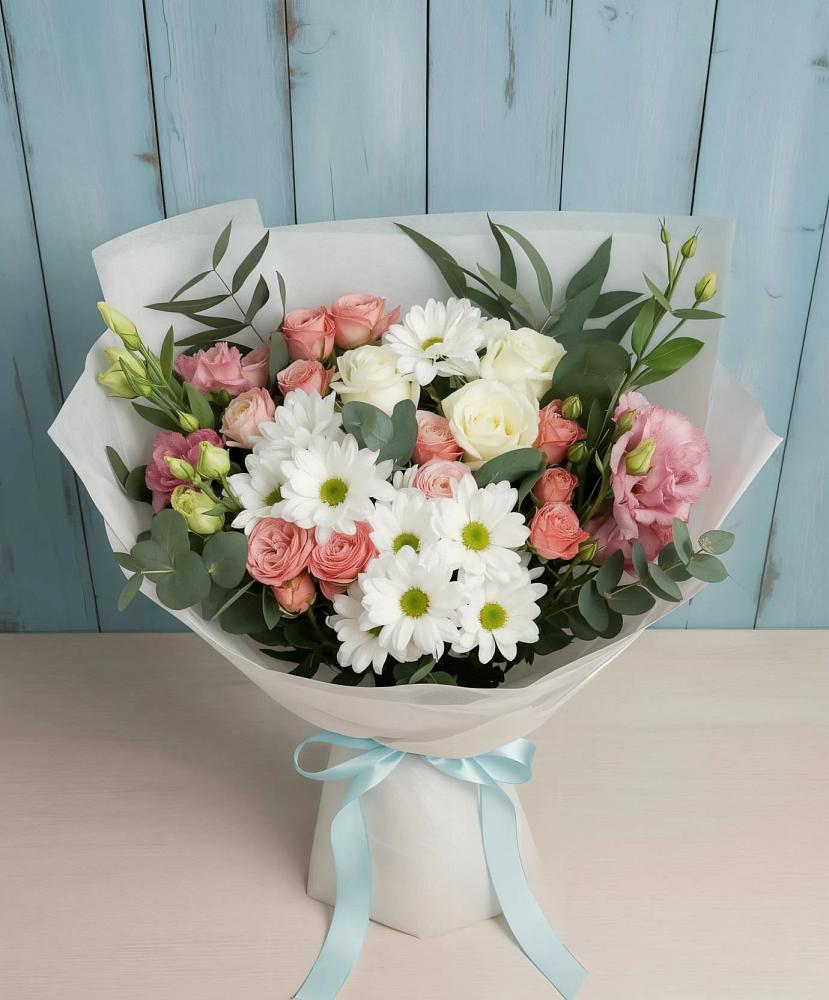 Букет цветов из: Розы, Лизиантусы и Хризантемы в Новой Таволжанке
