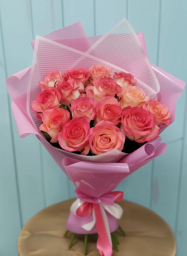 Букет 15 Розовых роз Равель в Новой Таволжанке