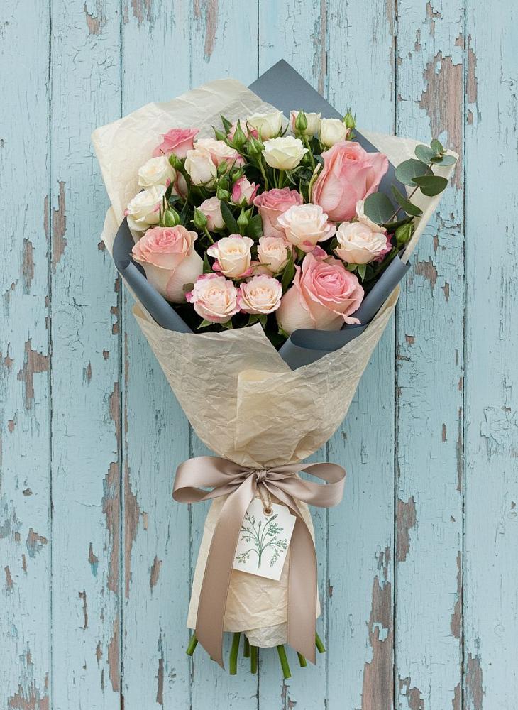 Букет цветов из: Розы в Новой Таволжанке