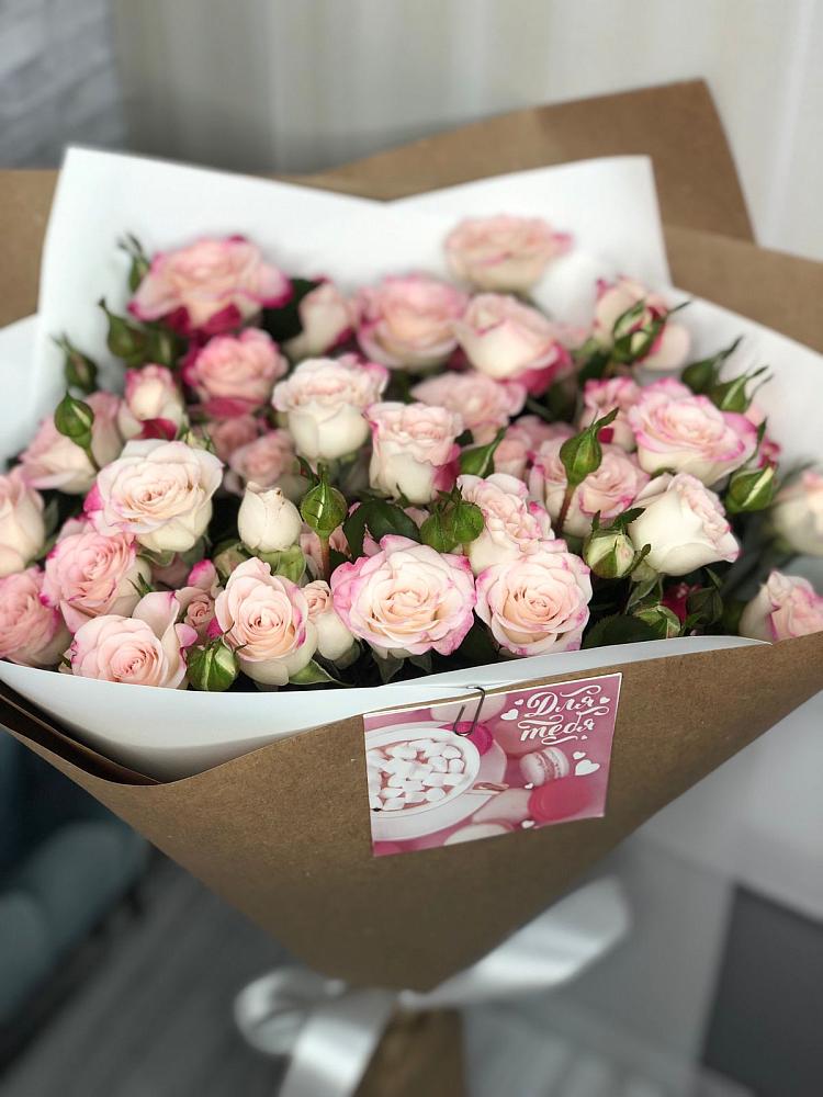 Букет цветов из: Розы в Новой Таволжанке