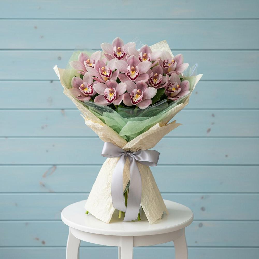 Букет цветов из: Орхидеи и Розы в Новой Таволжанке