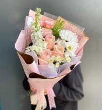 Букет цветов из:  Хризантемы и Розы в Новой Таволжанке