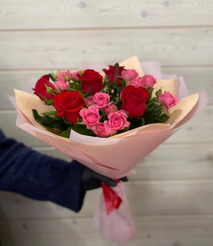 Букет цветов из: Розы в Новой Таволжанке