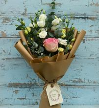 Букет цветов из:  Розы и Лизиантусы в Новой Таволжанке