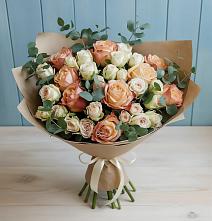 Букет цветов из:  Альстромерии и Розы в Новой Таволжанке