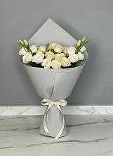 Букет цветов из:  Розы и Лизиантусы в Новой Таволжанке